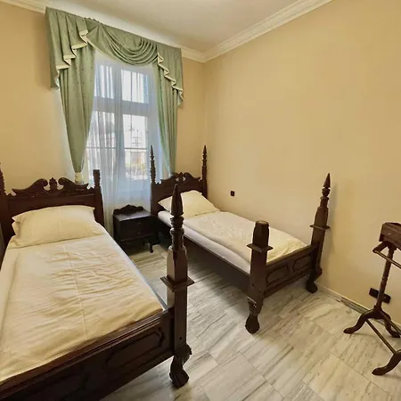 Hotel Palace