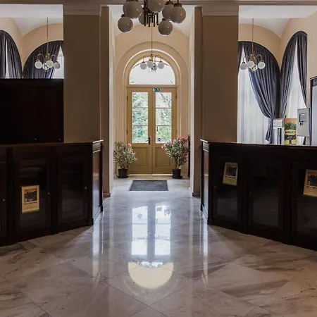 Hotel Palace 4*