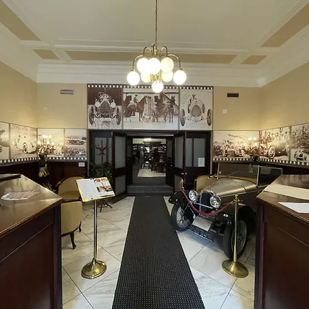 Palace Hotel 4*